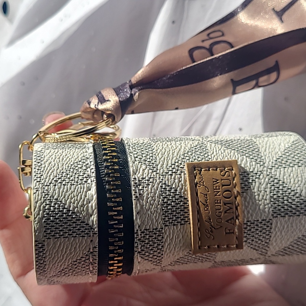 Luxury Inspired Charm Lipstick Holder Keychain w Ribbon - Picture 2 of 4